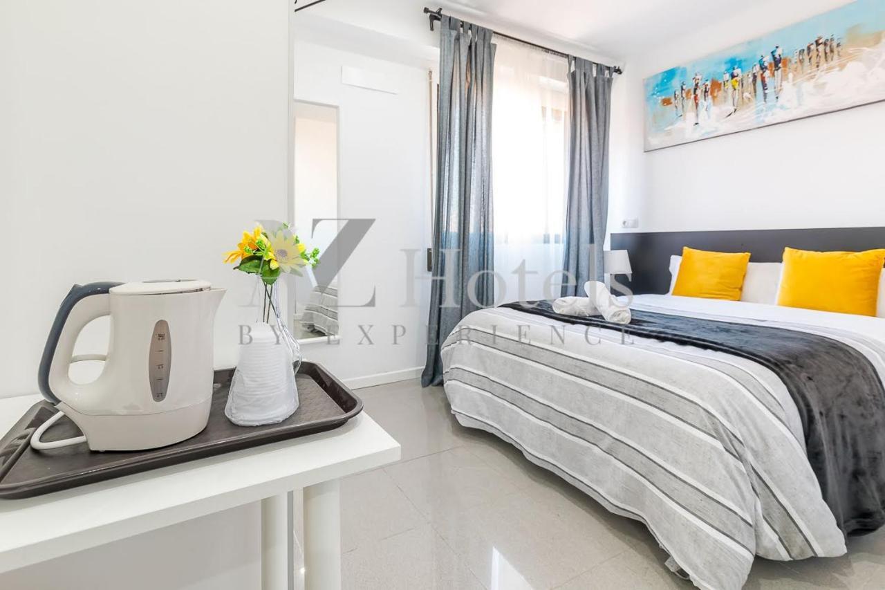 Ayz Sierra De Meira - Auto Check-In Property (Adults Only) Madrid Exterior photo